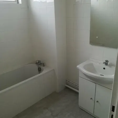 A 20 Minutes De Paris * Sarcelles