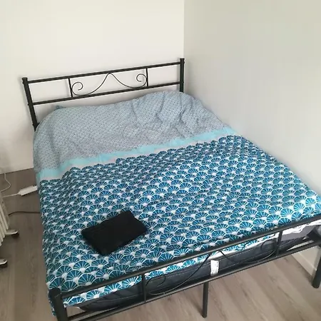 A 20 Minutes De Paris Homestay