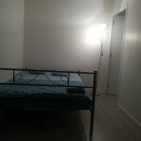 A 20 Minutes De Paris * Sarcelles