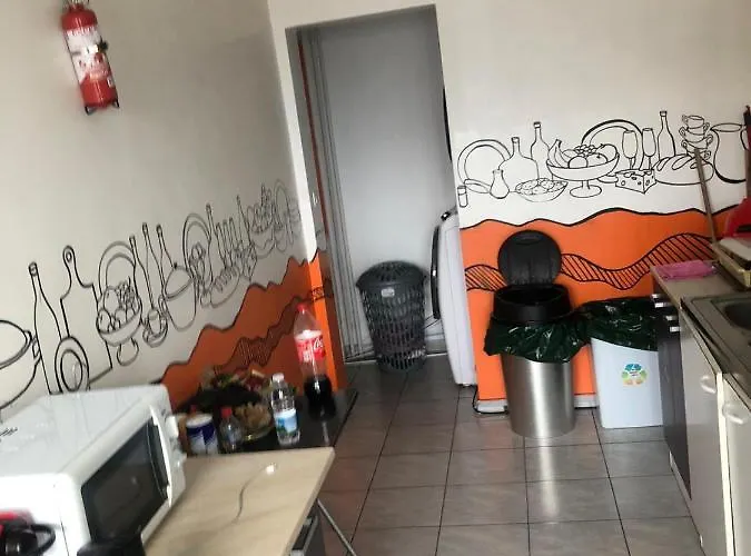 A 20 Minutes De Paris *