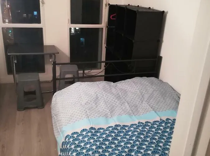 A 20 Minutes De Paris *