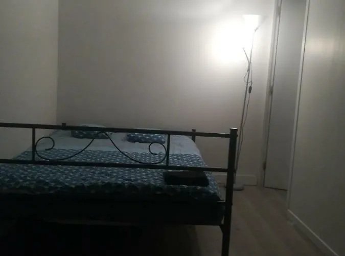 A 20 Minutes De Paris * Sarcelles